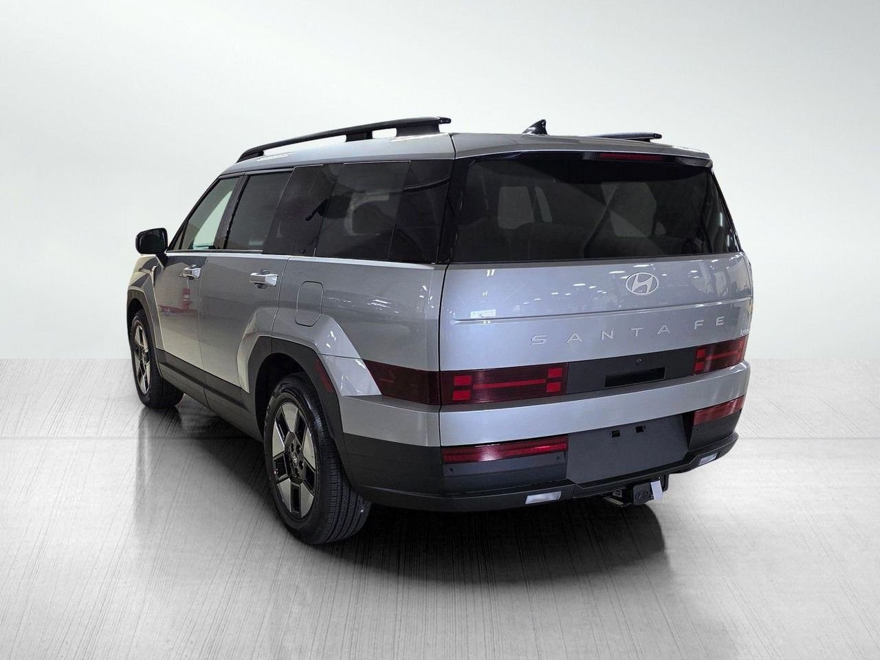 New 2027 Shimmering Silver Hyundai SEL image 5