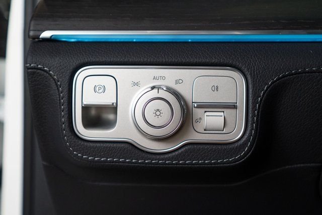 New 2026 Polar White Mercedes-Benz GLS 450 image 17