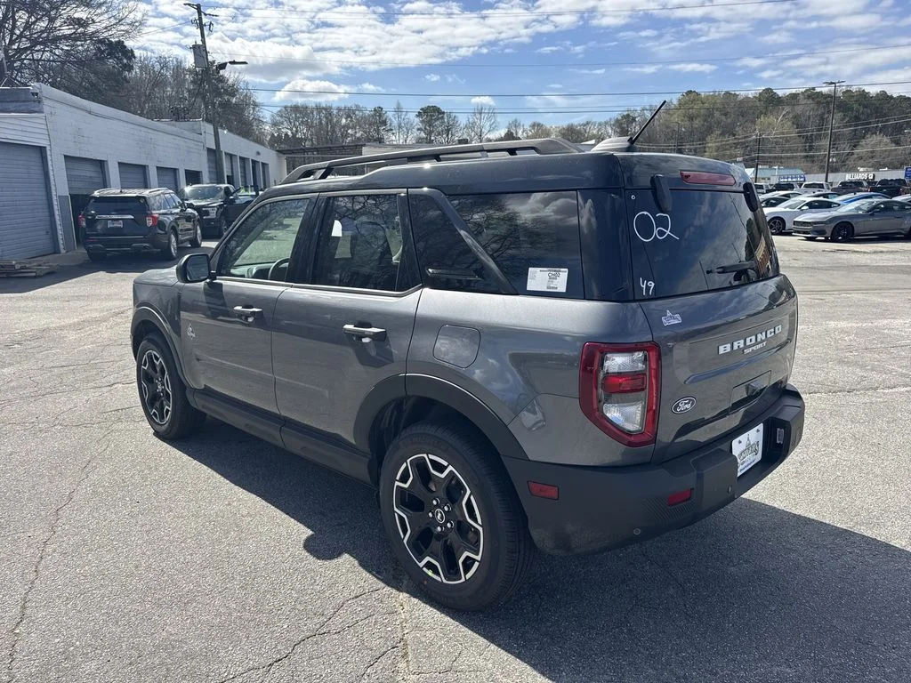 New 2026 Gray Ford Outer Banks image 5