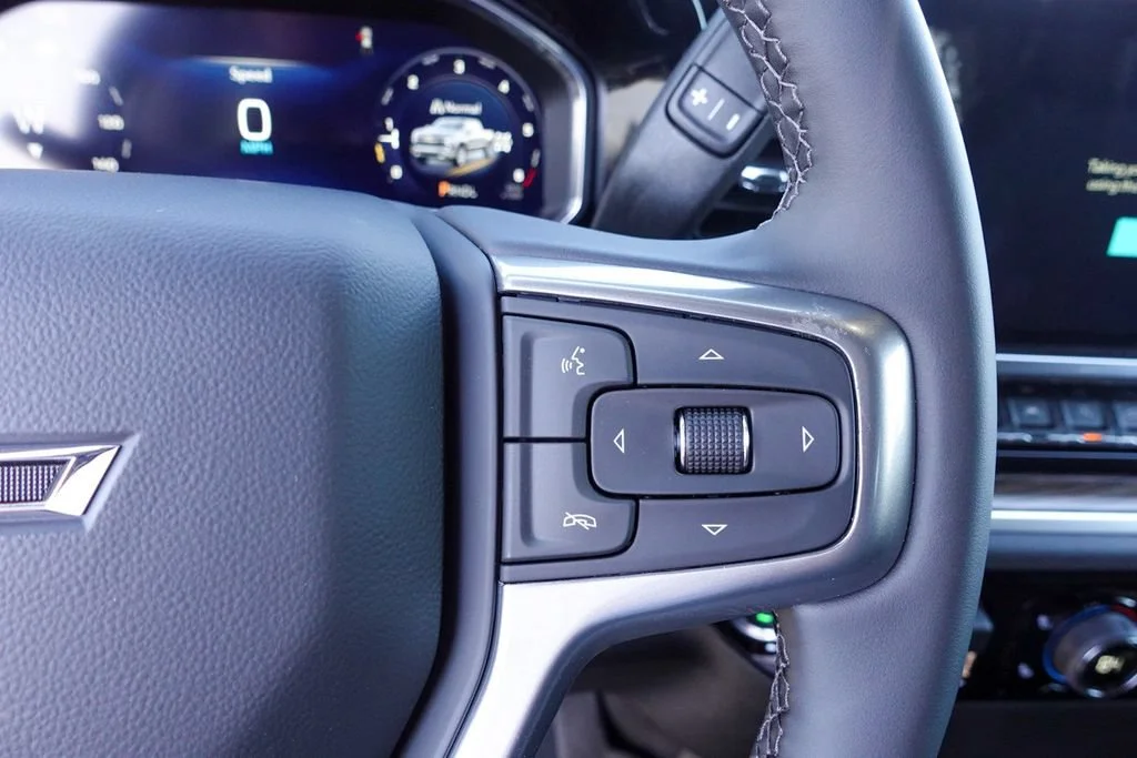 Used 2026 Summit White Chevrolet RST image 21
