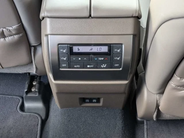 Used 2022 Starfire Pearl Lexus GX 460 Premium image 14