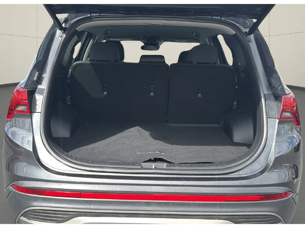 Used 2023 Gray Hyundai SEL image 11