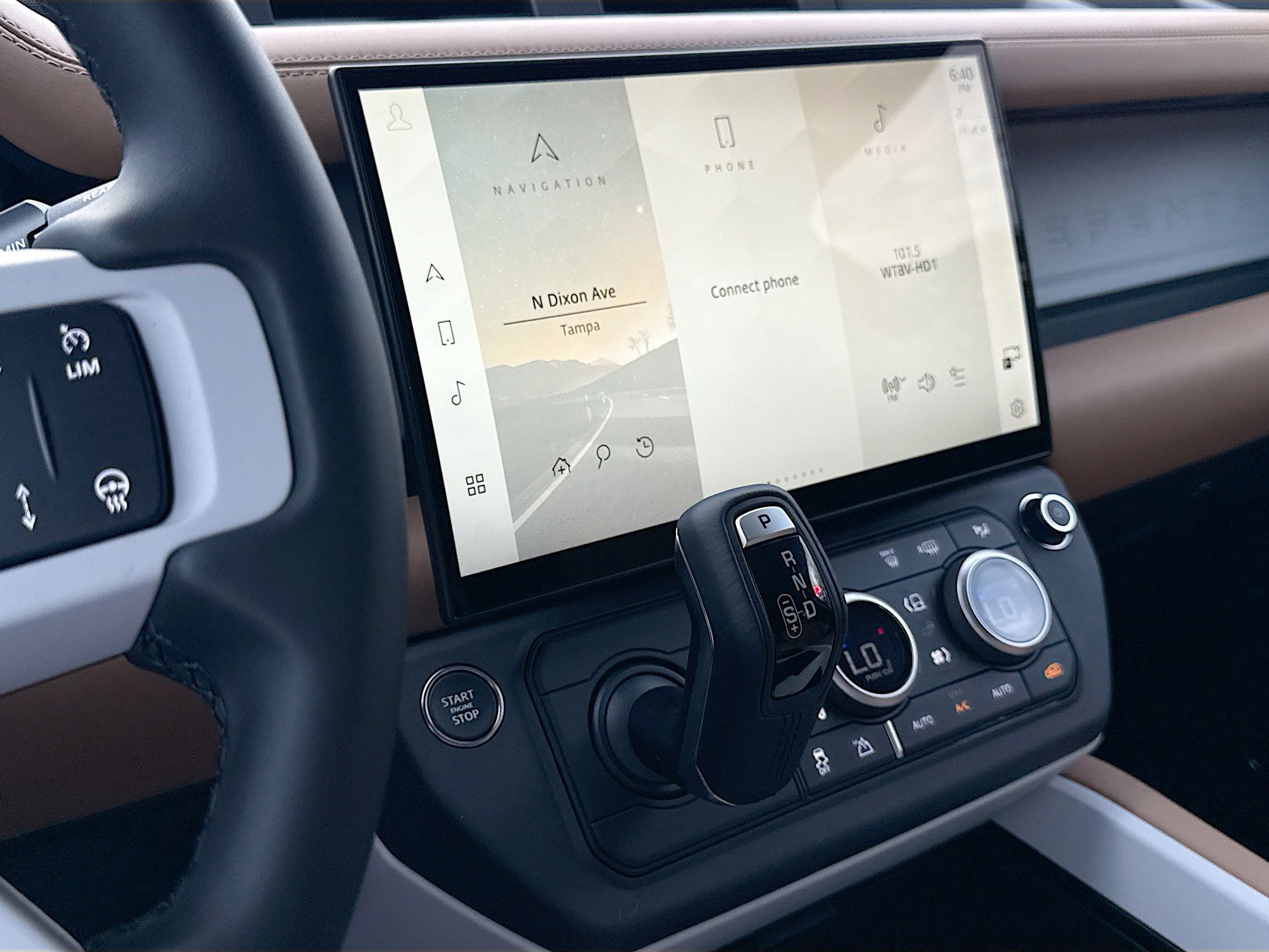 New 2026 Santorini Black Land Rover S image 29