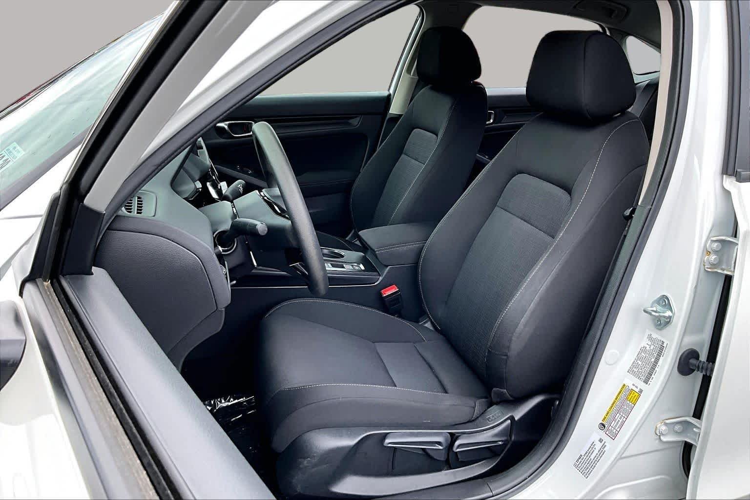2025 Honda Civic LX - Photo 8