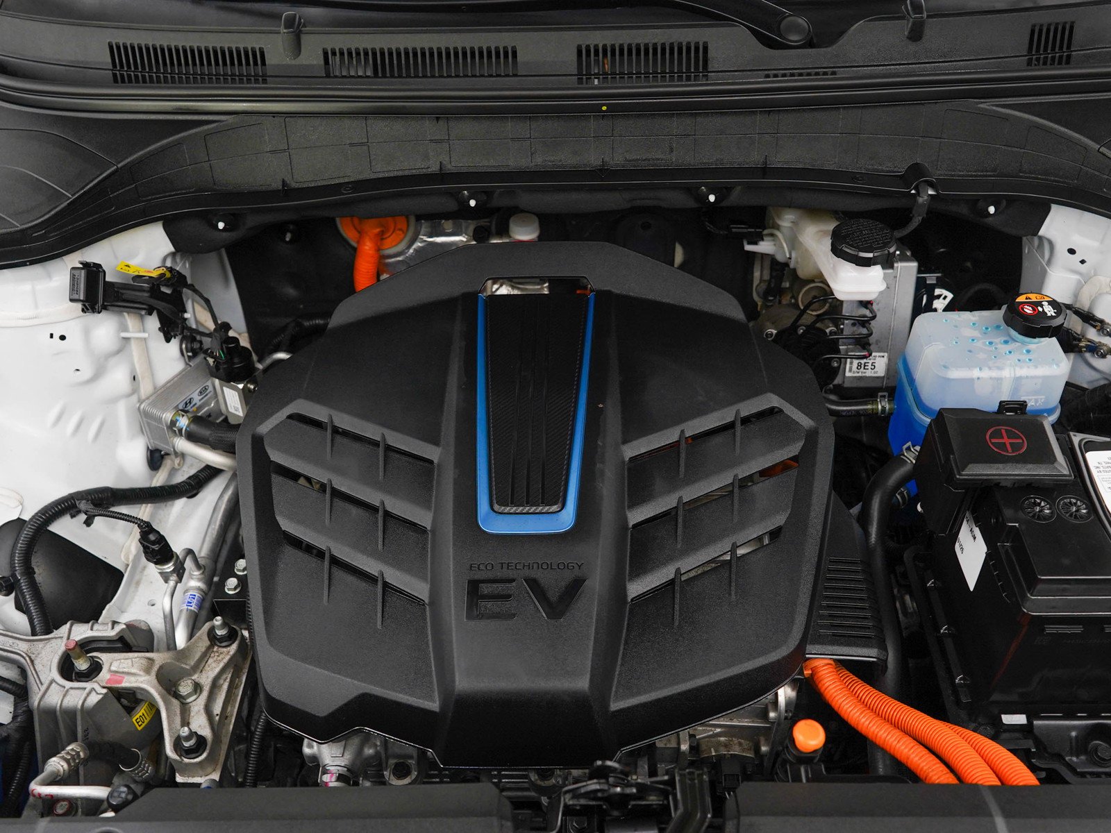 2023 Hyundai Kona EV SEL - Photo 27