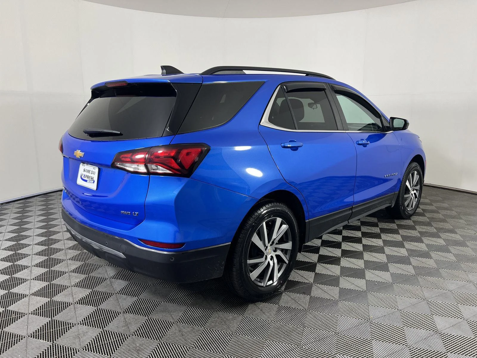 Used 2024 Riptide Blue Metallic Chevrolet LT image 30