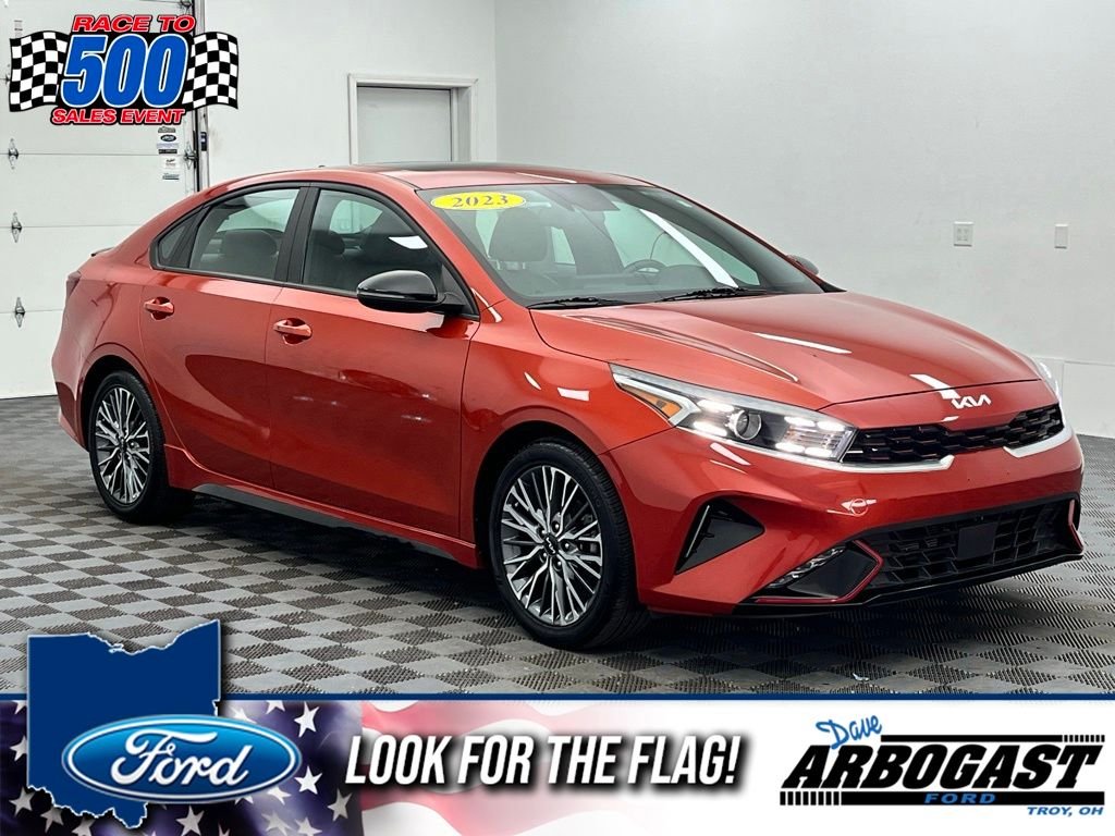 2023 Kia Forte GT-Line AT's photo
