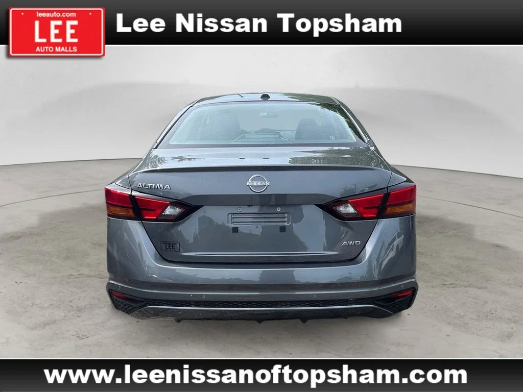 New 2026 Gun Metallic Nissan SV image 4