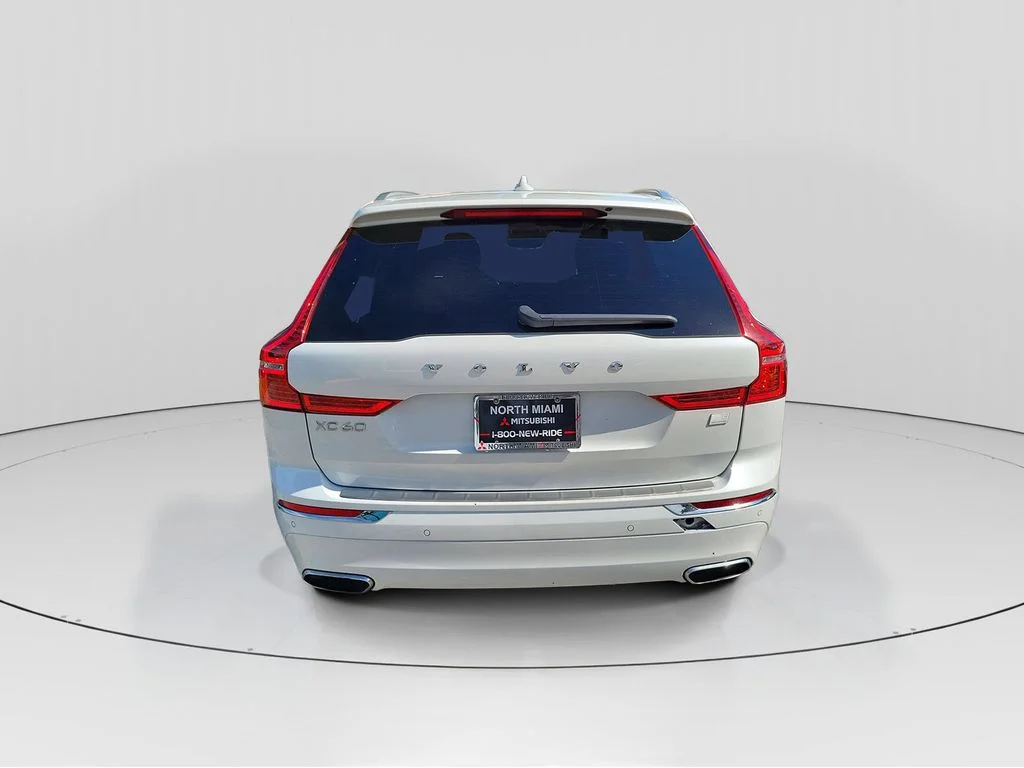 Used 2021 White Volvo T8 Inscription Expression image 6