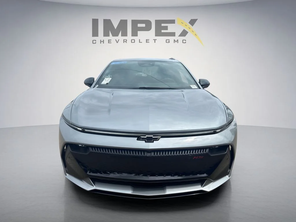 Used 2024 Gray Chevrolet RS image 8