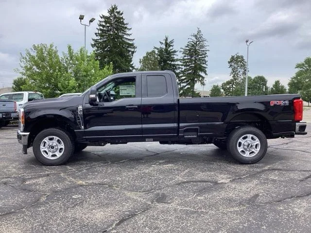 New 2026 Agate Black Metallic Ford F-350® XLT image 5