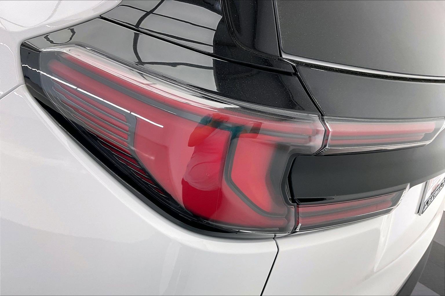 2026 GMC Acadia Elevation - Photo 16