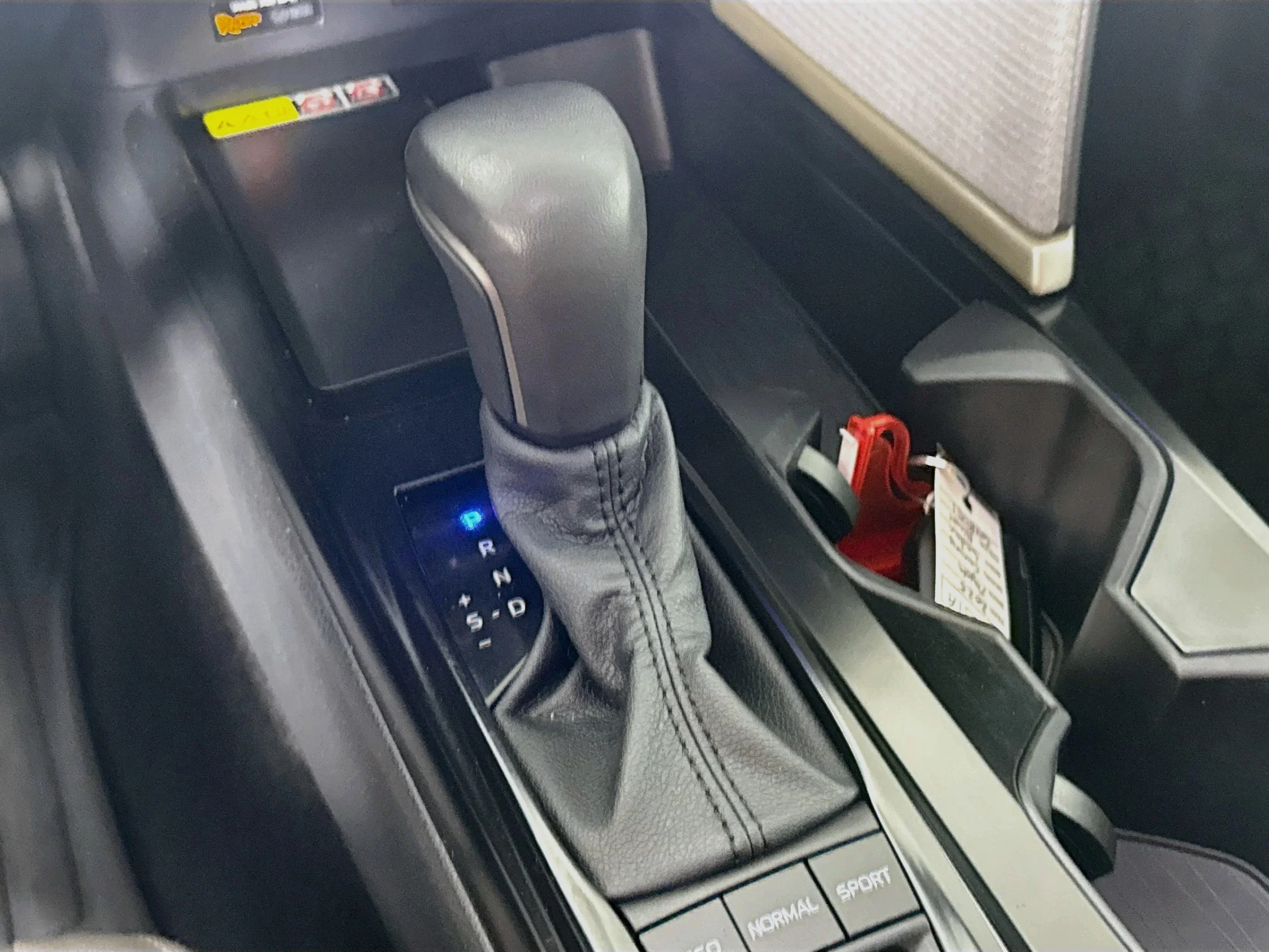 Certified Used 2025 Midnight Black Metallic Toyota SE image 15