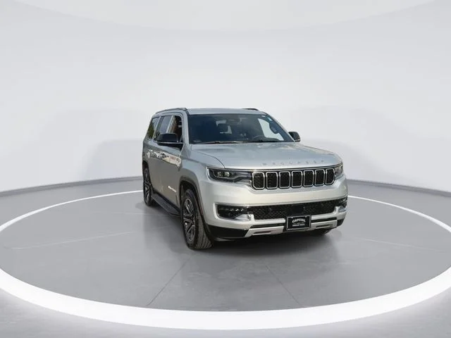 Used 2024 Silver Jeep Series II image 3