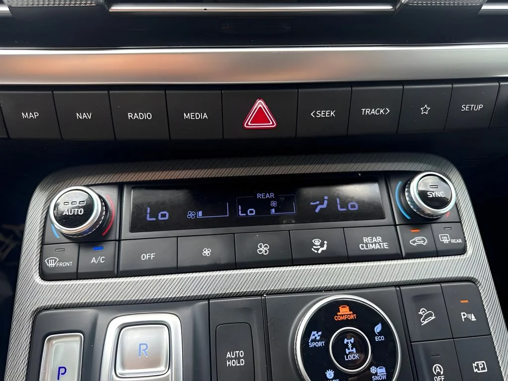 Used 2023 White Hyundai XRT image 17