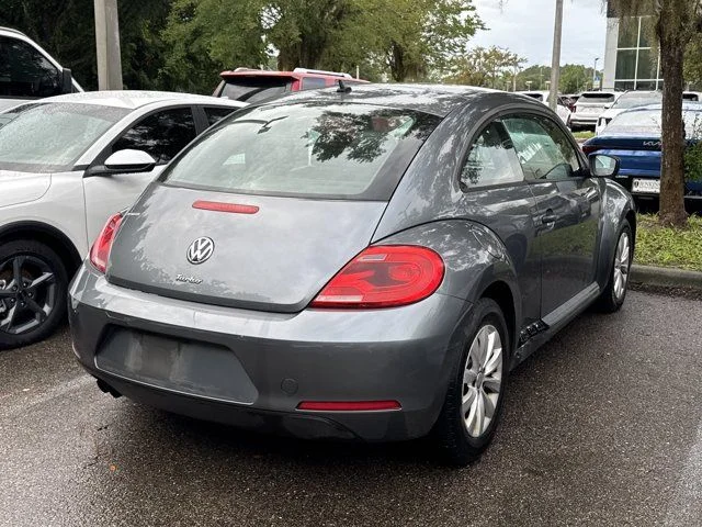 Used 2016 Silver Volkswagen 1.8T Classic image 6