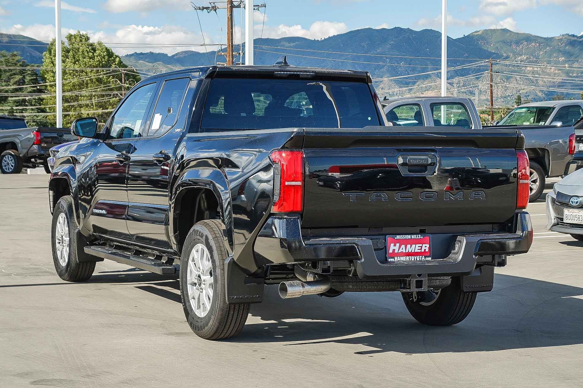 New 2026 Black Toyota SR5 image 4