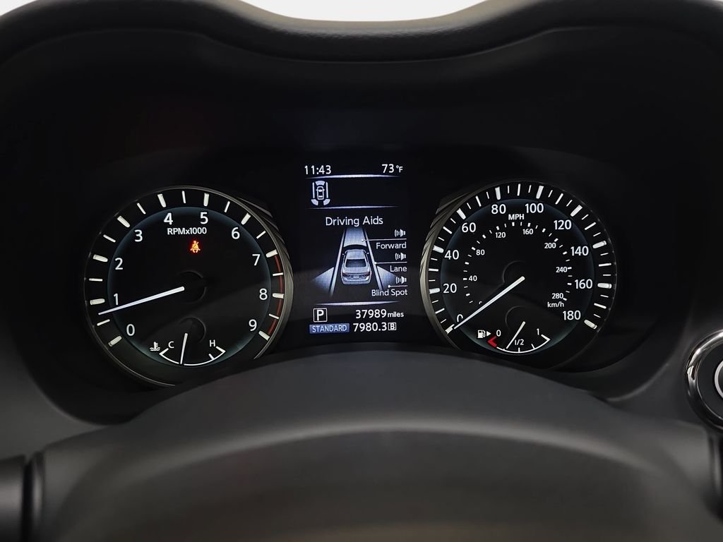 Certified Used 2023 Grand Blue INFINITI LUXE image 16