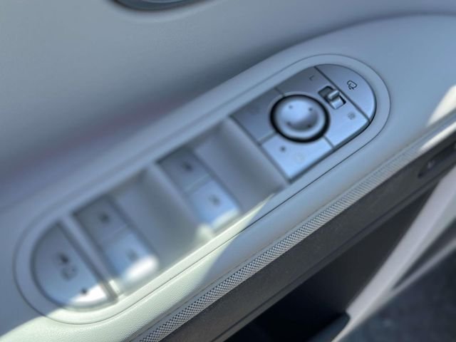 Used 2024 White Hyundai Limited image 27
