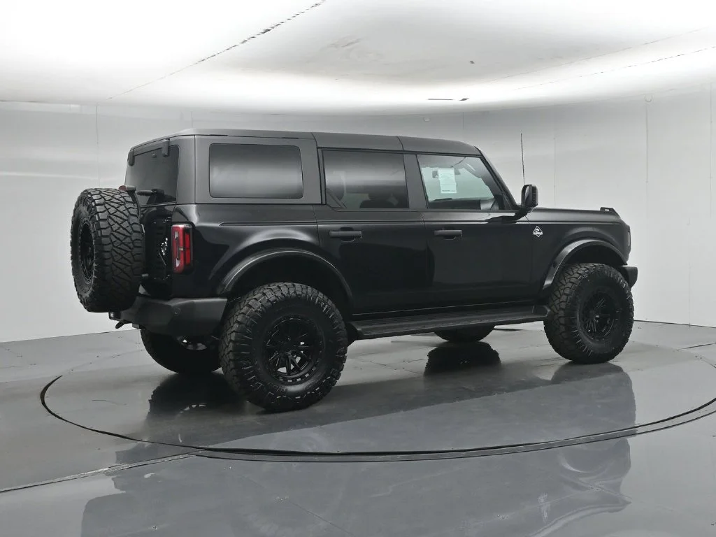 New 2026 Shadow Black Ford Outer Banks image 26