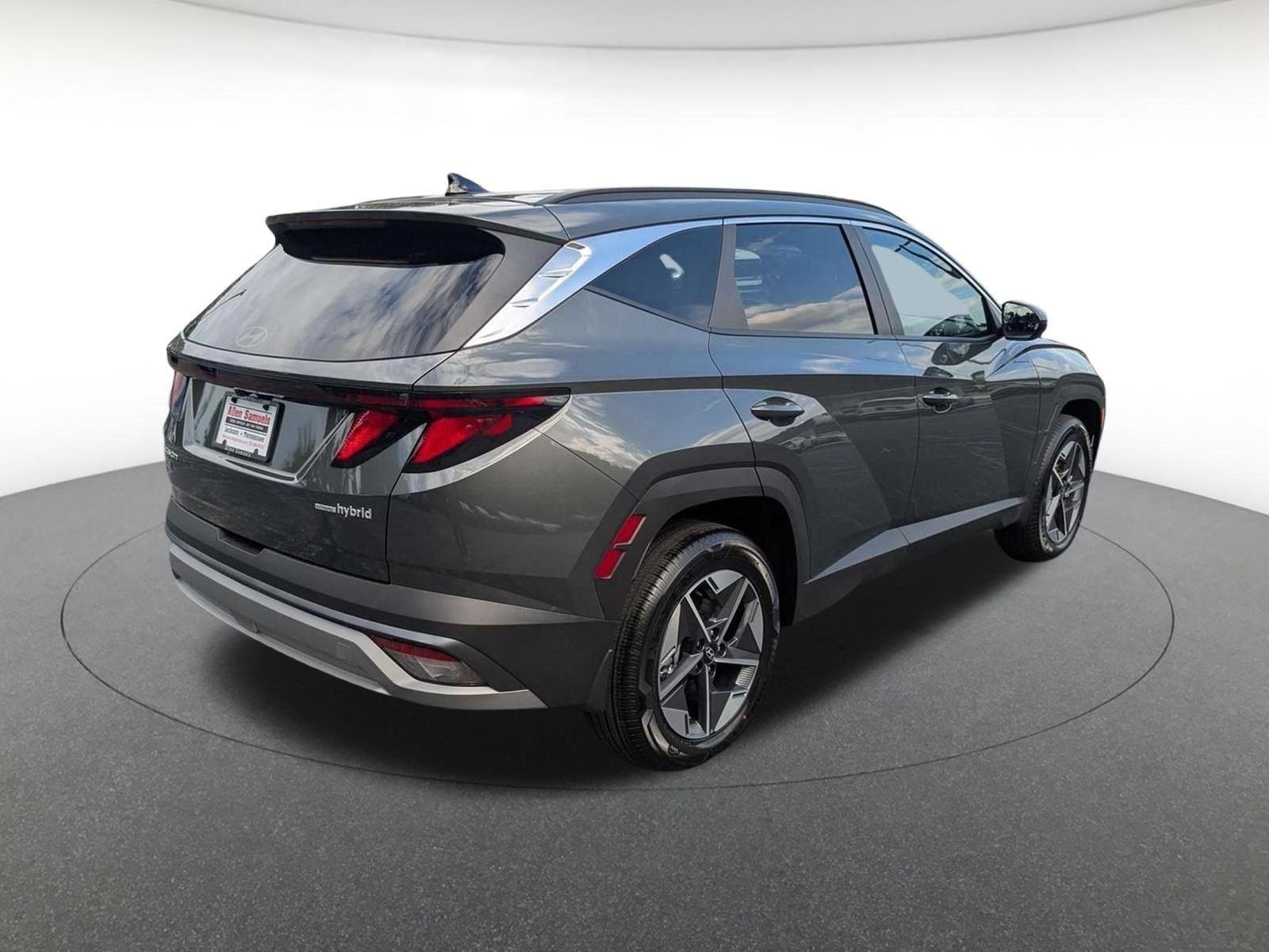 New 2026 Amazon Gray Hyundai SEL image 4