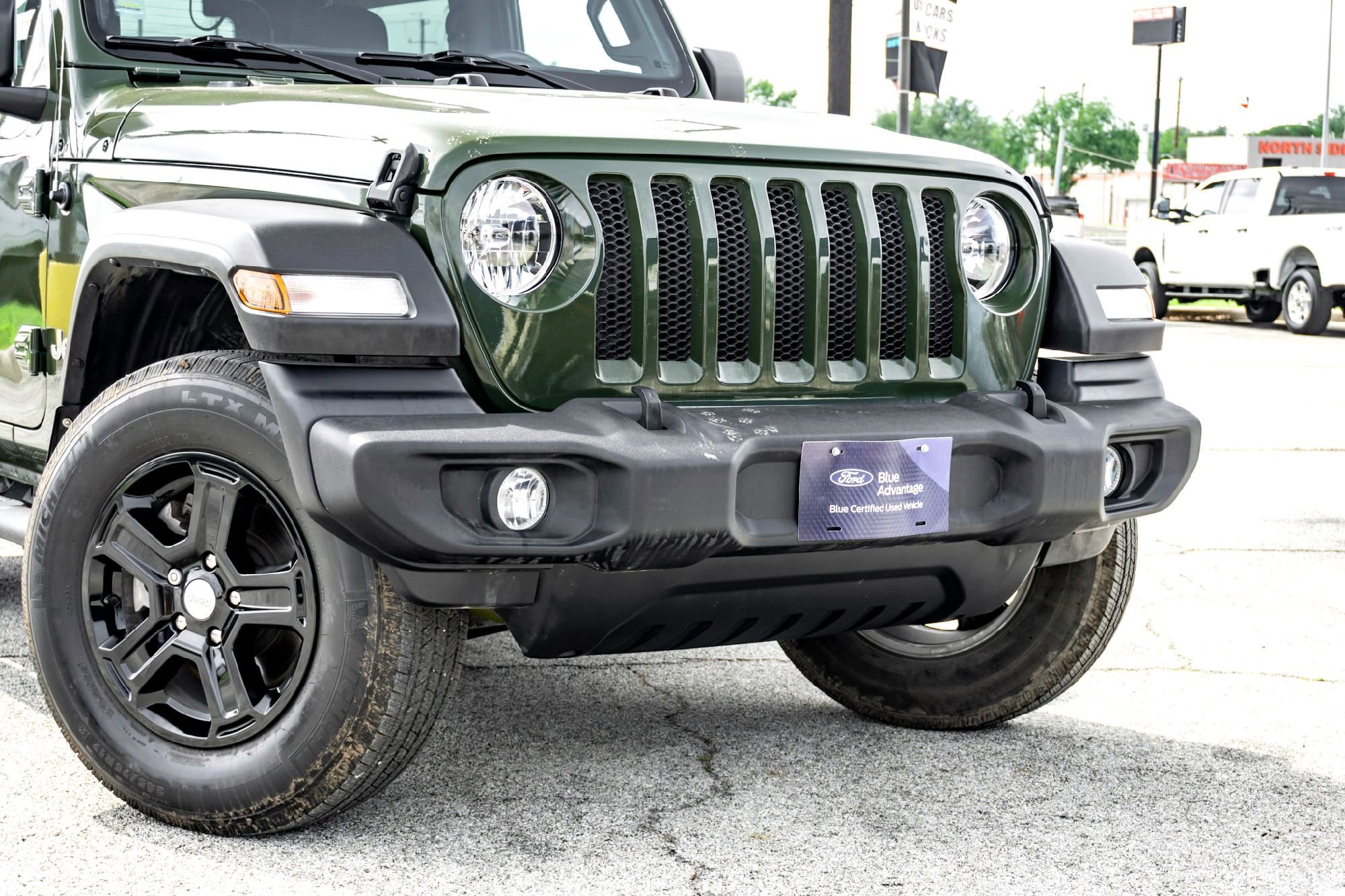 Certified Used 2021 Sarge Green Clearcoat Jeep Sport S image 3