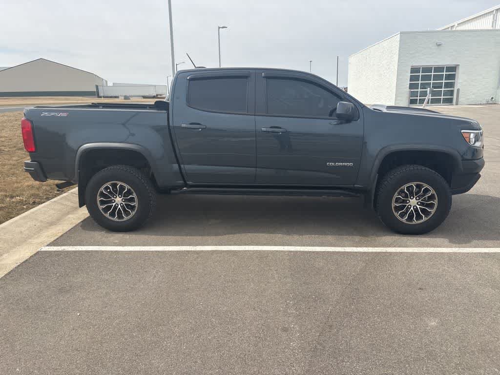 Used 2019 Chevrolet Colorado ZR2 with VIN 1GCGTEEN0K1153501 for sale in Spring Valley, Minnesota