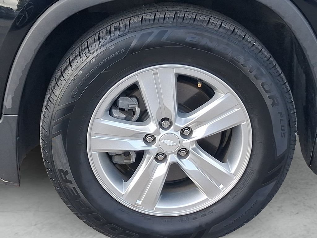 Used 2020 Black Chevrolet LS image 23