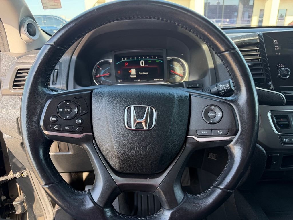 Used 2020 Black Honda EX-L image 31