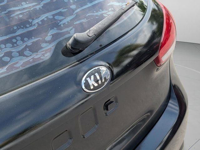 Used 2017 Black Kia LX image 21