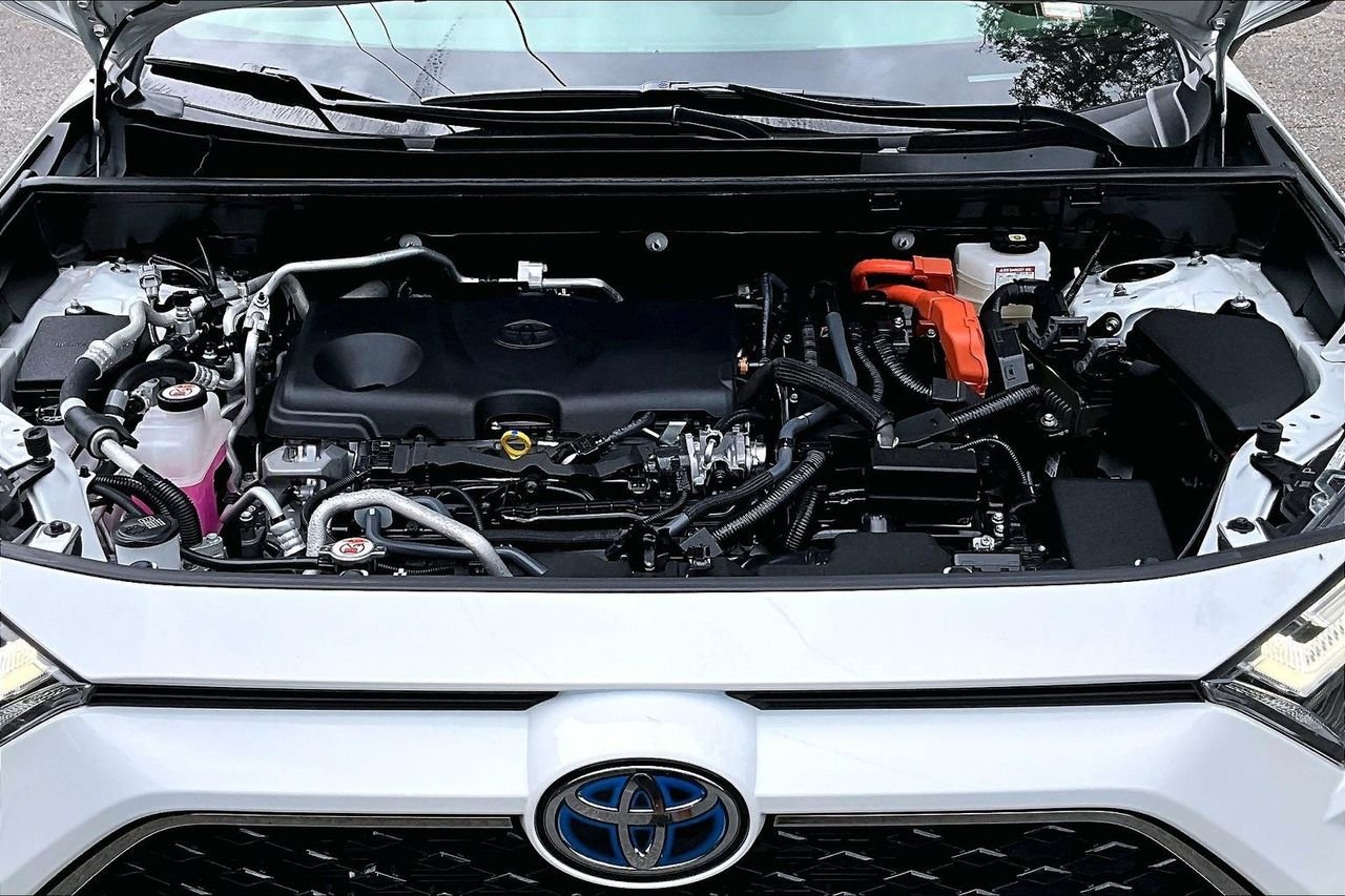 Used 2024 White Toyota SE image 31