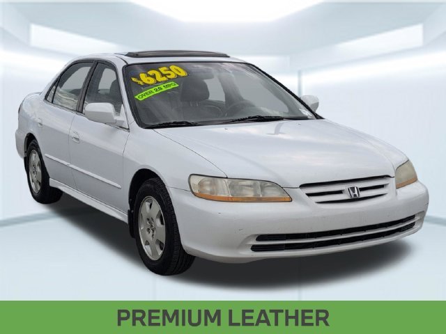Used 2001 White Honda EX-L image 8