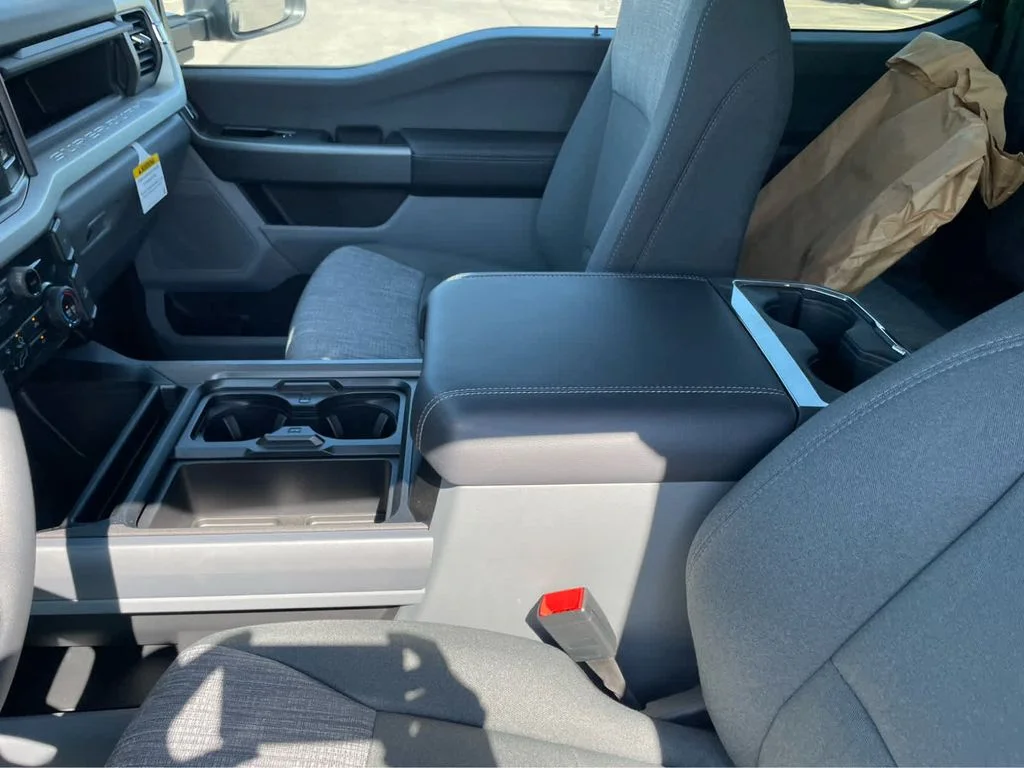 New 2026 Agate Black Metallic Ford F-550® XLT image 23
