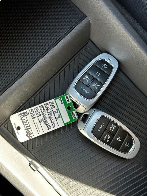 Used 2023 Cyber Gray Hyundai SE image 32