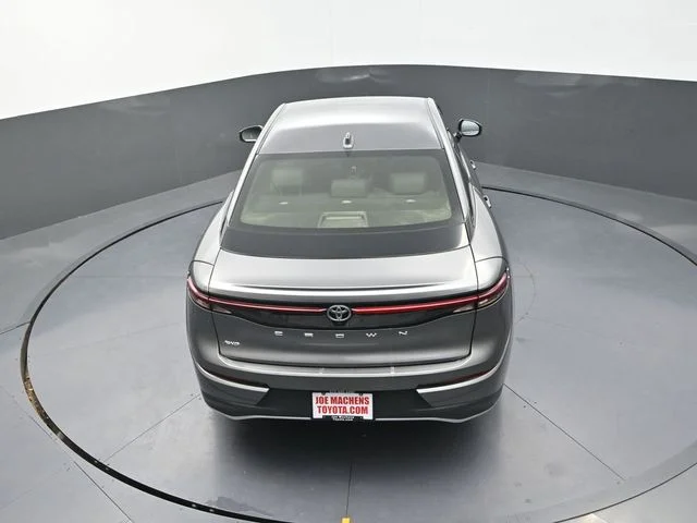 Used 2023  Toyota XLE image 27