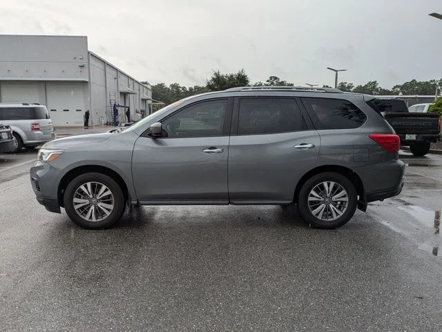 Used 2020 Gun Metallic Nissan S image 6