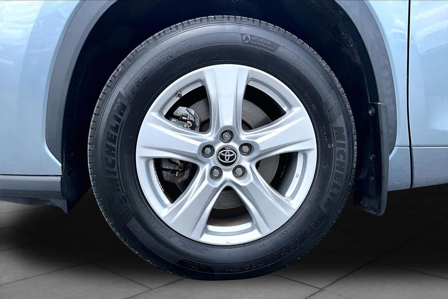 Used 2023 Moon Dust Toyota LE image 11