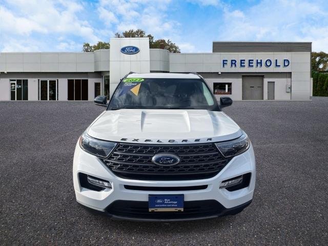 Certified Used 2022 White Metallic Ford XLT image 61