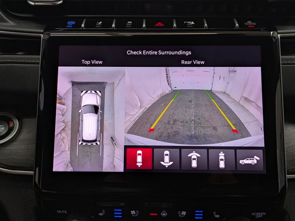 Used 2023 Silver Jeep 4xe image 16