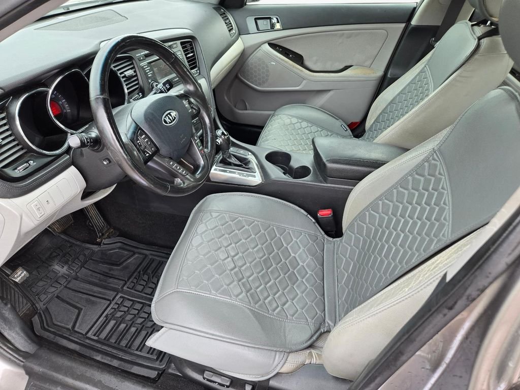 Used 2012 Silver Kia EX image 14