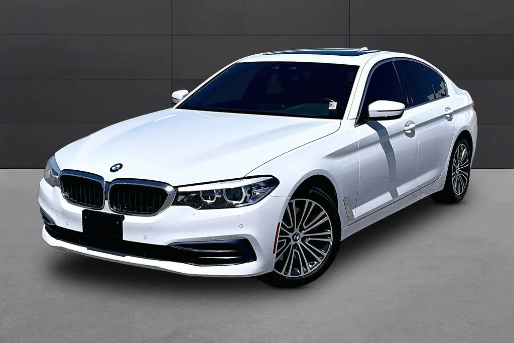 2019 BMW 5 Series 530i