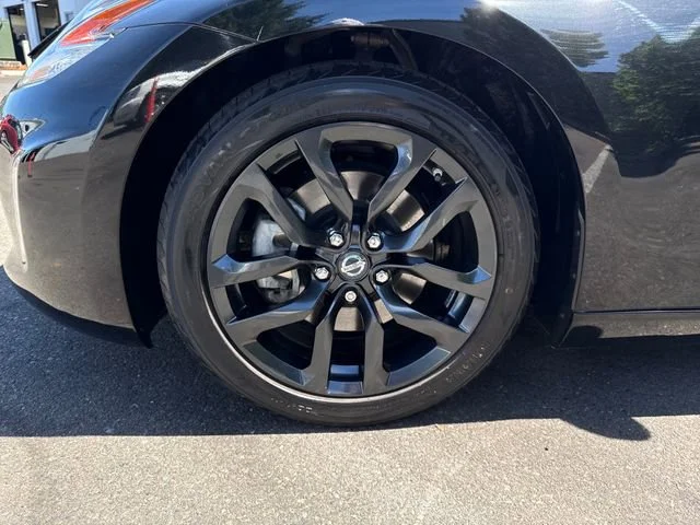 Used 2017 Black Nissan Base image 26