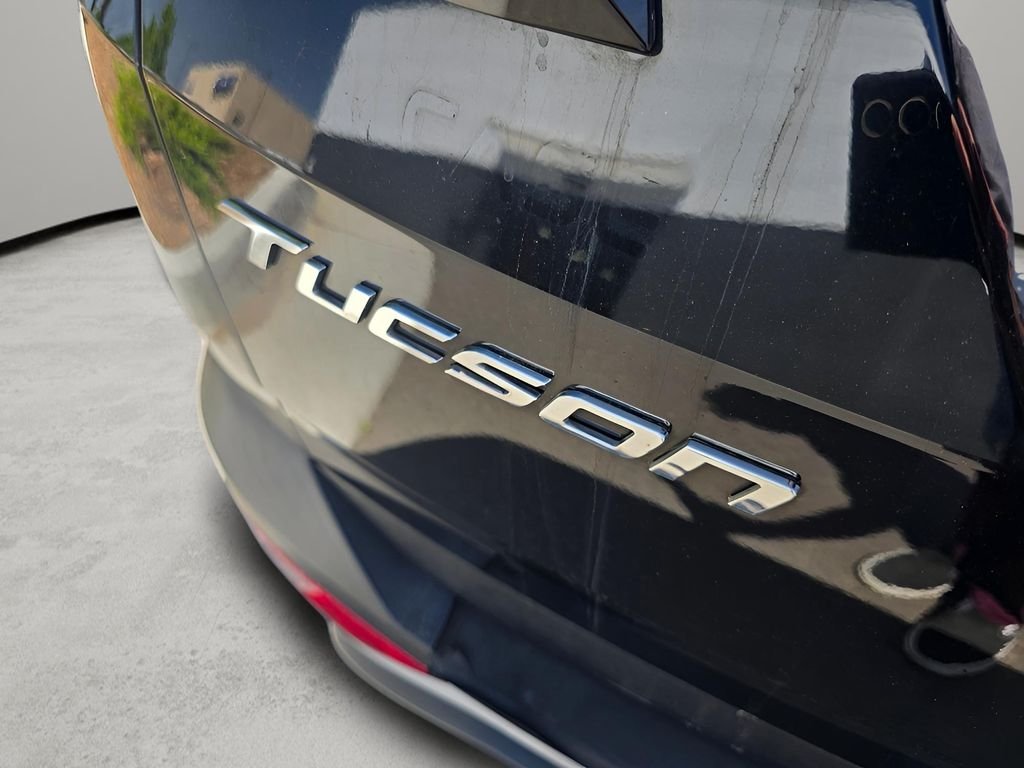Used 2023 Phantom Black Hyundai SEL image 17