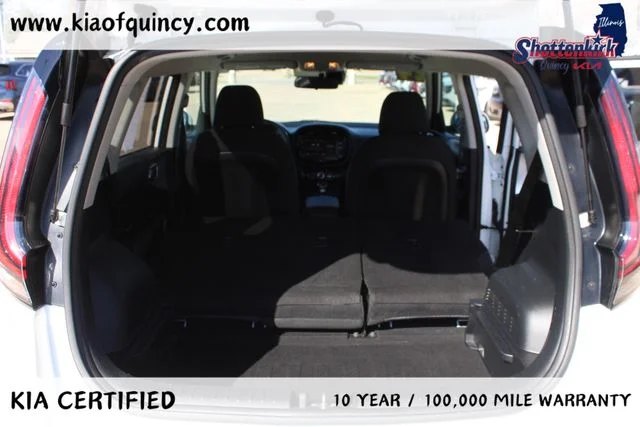 Used 2024 White Kia LX image 18