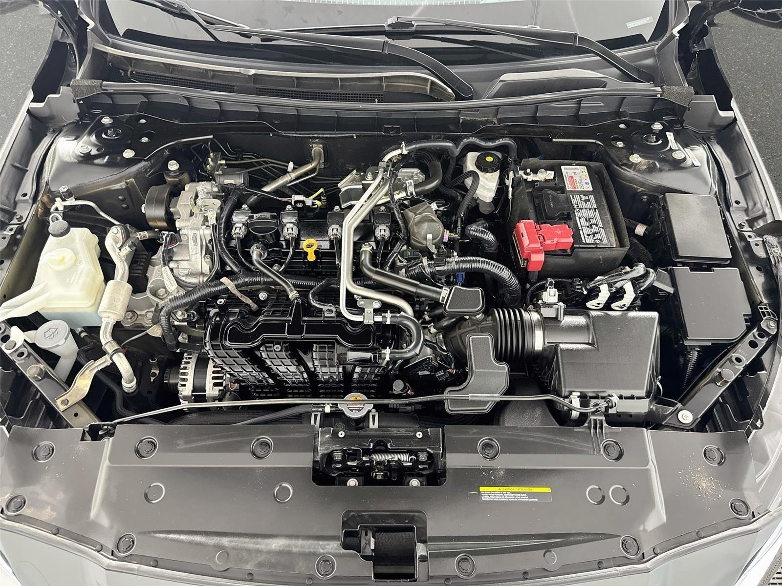 Used 2025 Super Black Nissan SV image 27