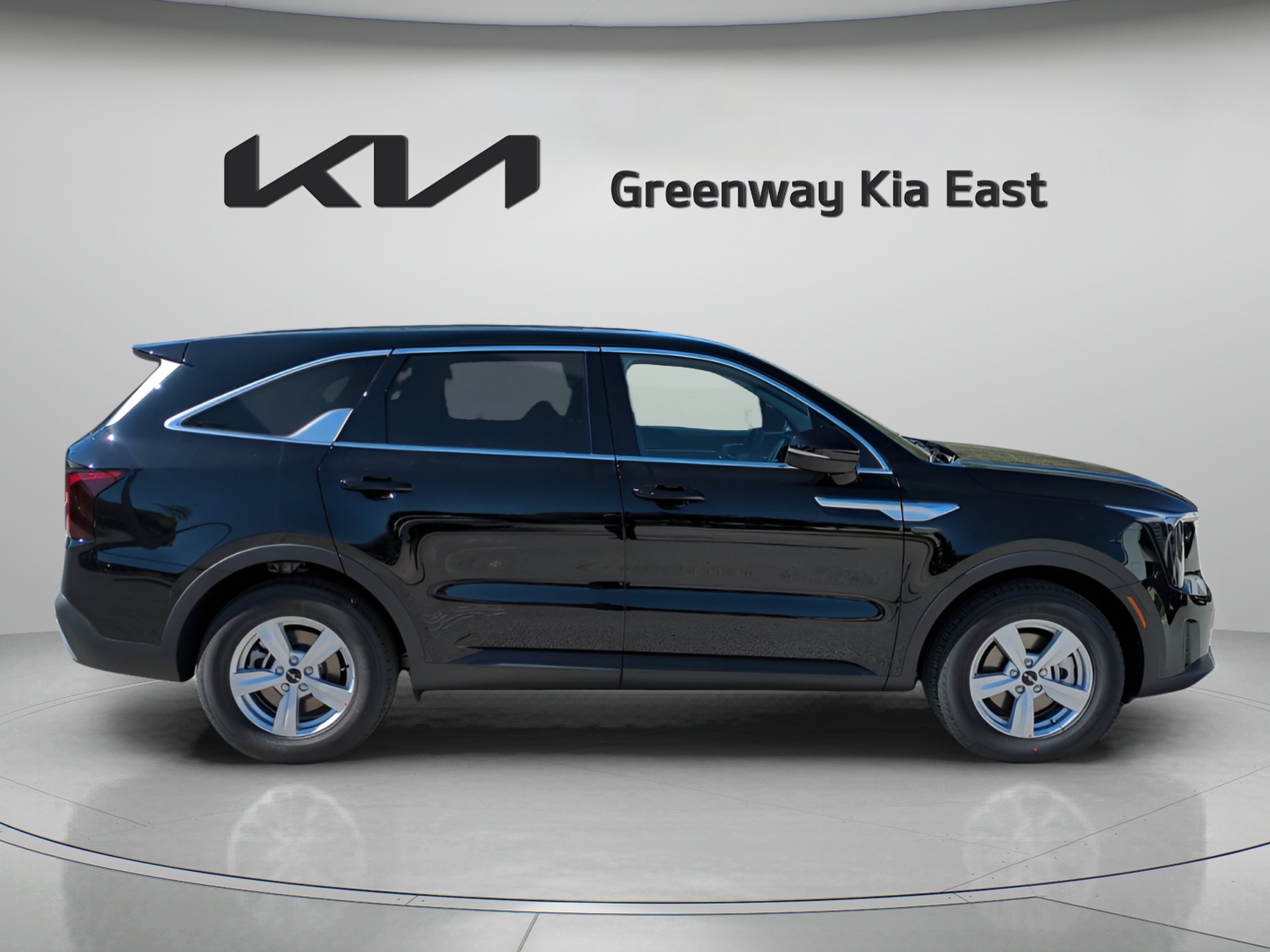 Certified Used 2026 Ebony Black Kia LX image 4