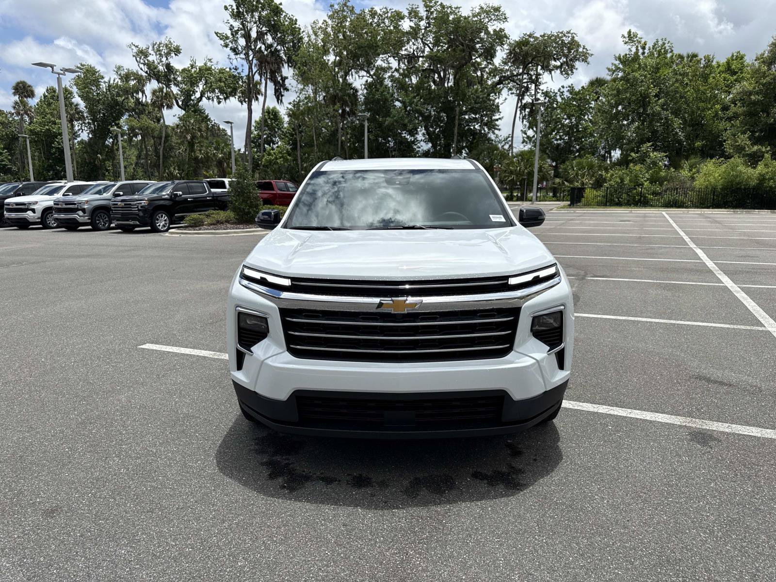 2026 Chevrolet Traverse LT - Photo 8