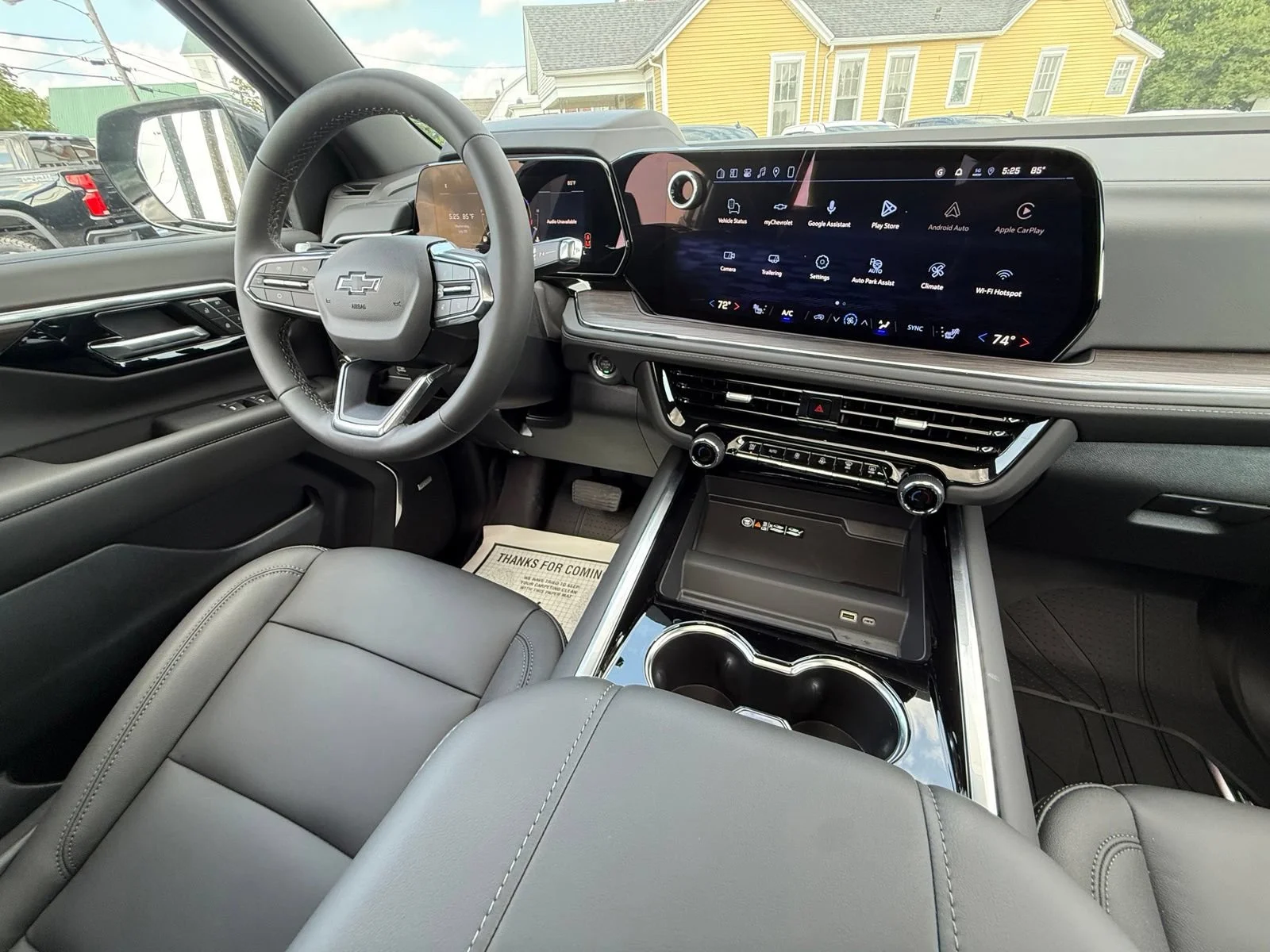 2026 Chevrolet Tahoe Z71 - Photo 4