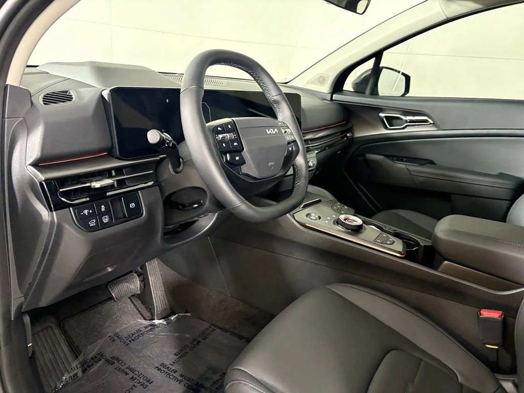 New 2027 Gray Kia SX-Prestige image 22