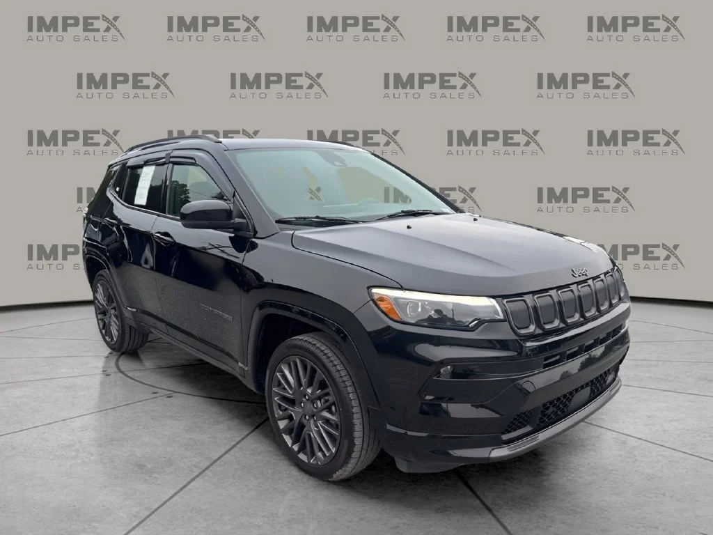Used 2022 Black Jeep High Altitude image 7